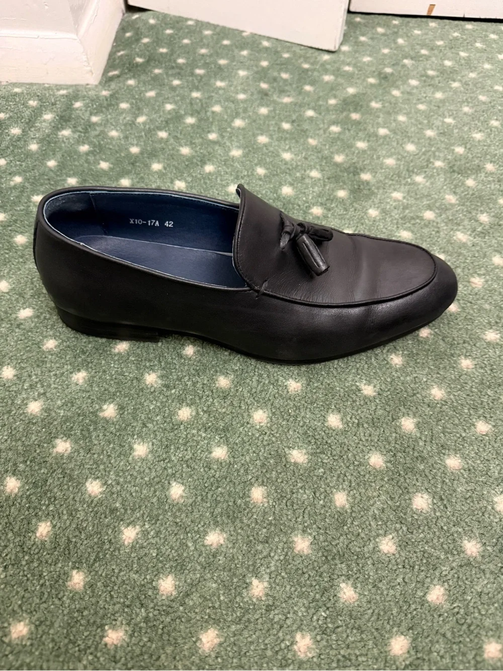 Men's Black Leather Tassel Slip-On Loafers